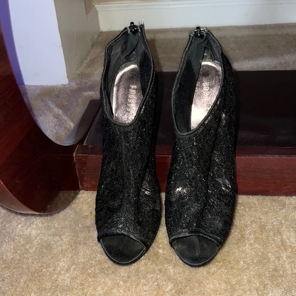 Lace booties - Picture 11 of 14